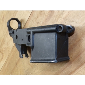Gniazdo magazynka z komorą spustową M16A1 #9514981